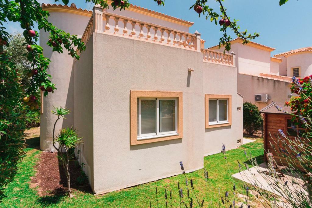 Bright Villa With Salt Water Pool El Campello Exteriér fotografie